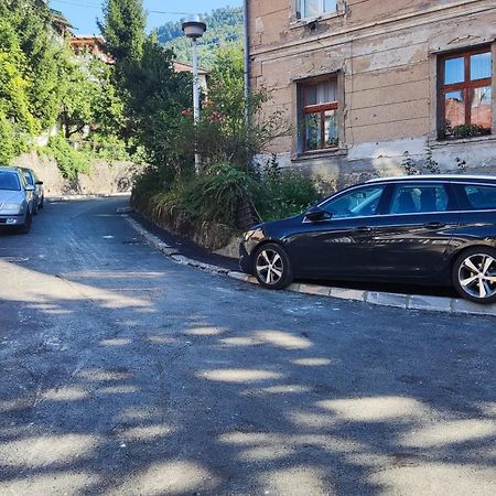 Cozy, Nice & Quiet Apartment Lucky Sarajevo - Free Public Parking Extérieur photo