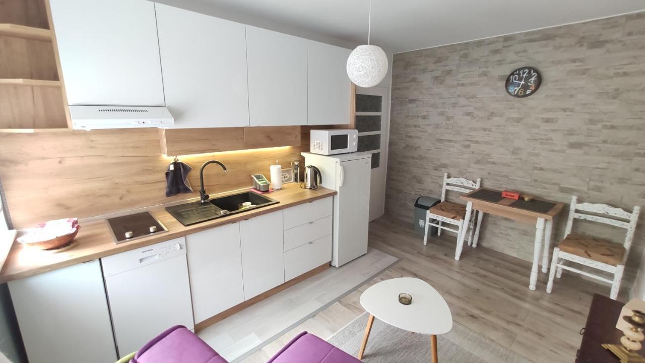 Cozy, Nice & Quiet Apartment Lucky Sarajevo - Free Public Parking Extérieur photo