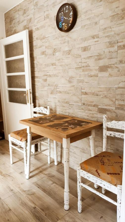 Cozy, Nice & Quiet Apartment Lucky Sarajevo - Free Public Parking Extérieur photo