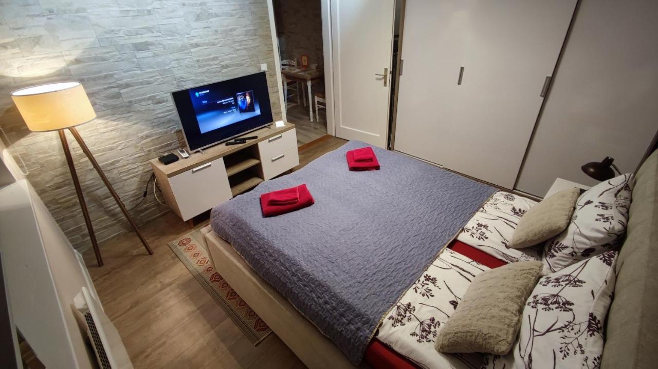 Cozy, Nice & Quiet Apartment Lucky Sarajevo - Free Public Parking Extérieur photo